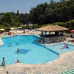 Apartmanhotel Corifo Village 3*