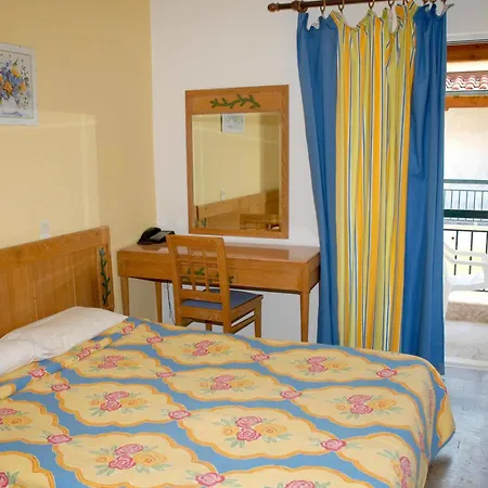 Apartahotel Corifo Village