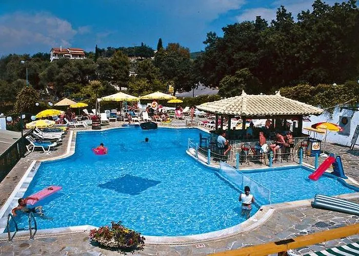 Hotel de apartamente Corifo Village 3*